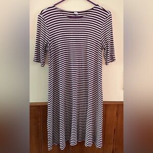 Old Navy  size SMALL maroon and white striped t-shirt dress. Short sleeve